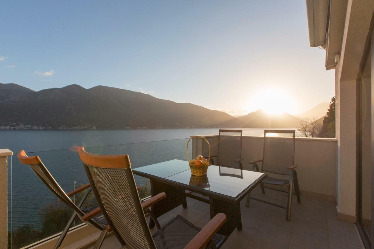 Bajova Kula Luxury Residences Kotor Exterior photo